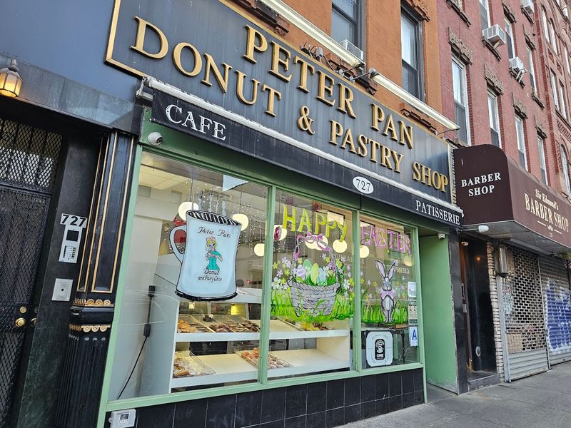 Peter Pan Donut & Pastry Shop (Brooklyn)