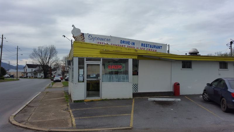 What Makes Sycamore Drive-In Feel Like More Than Just a Place to Eat