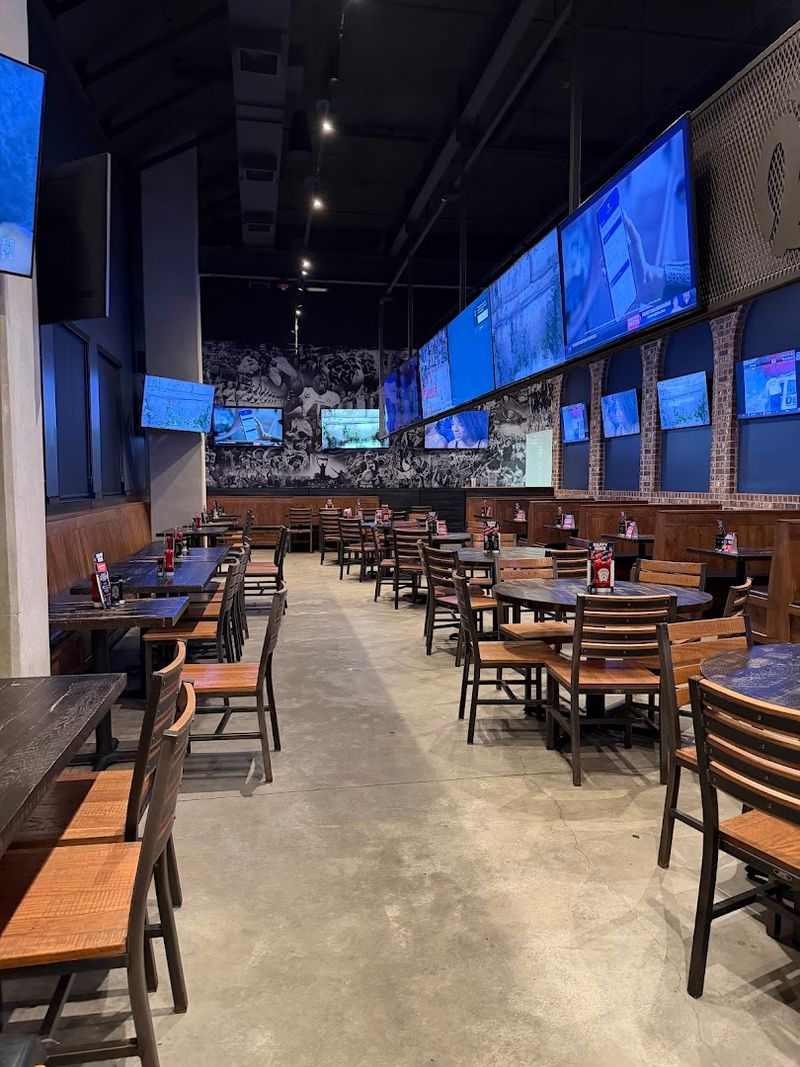 Walk-On's Sports Bistreaux - Tampa Midtown (Tampa)
