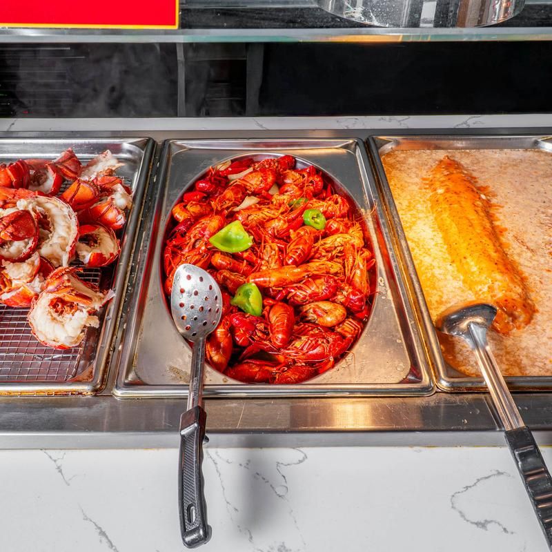Weekend Lobster Extravaganza That Actually Delivers
