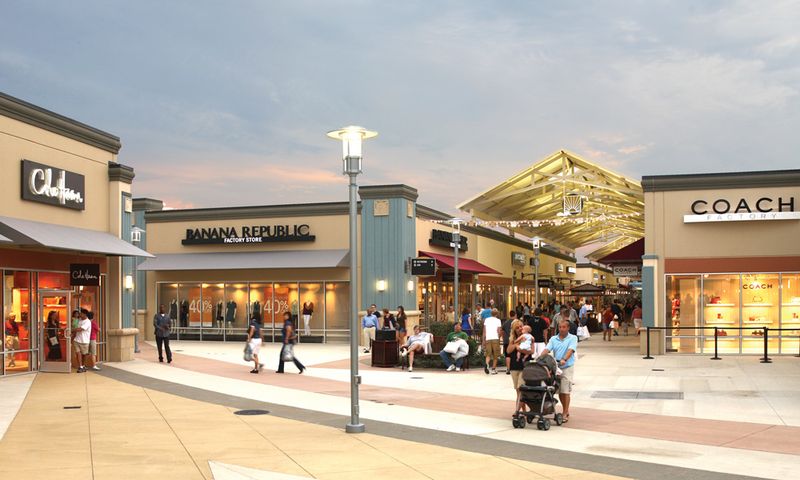 Cincinnati Premium Outlets (Monroe)