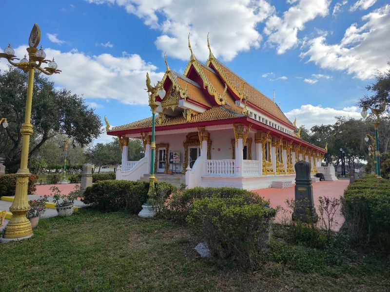 A Temple Setting That Makes Breakfast Special
