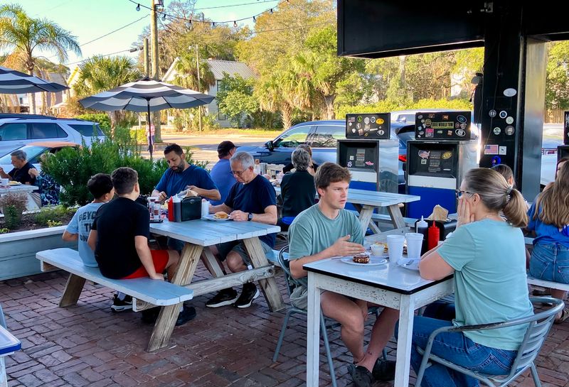 Where Locals, Dawgs and Newcomers Mix