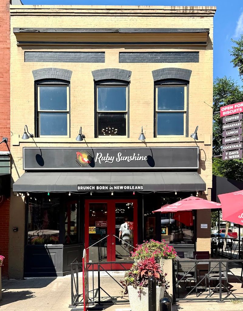 What Makes This Knoxville Restaurant Worth the Morning Trip