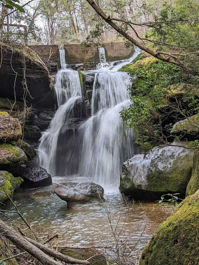 Waterfalls: Rainbow and Secret Falls