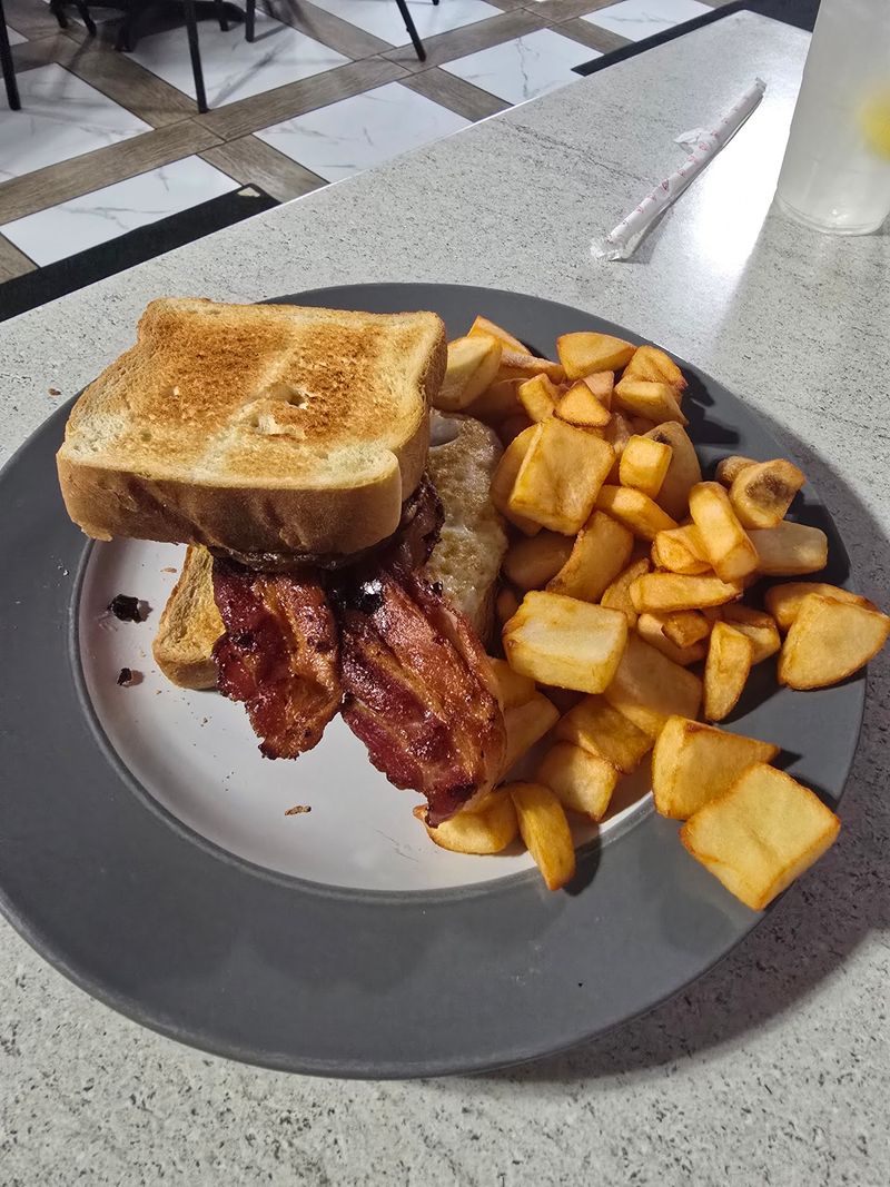 Paul's Kitchen (Wauchula)