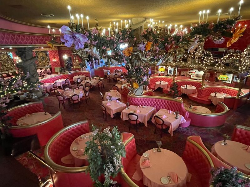 Holiday Magic That Makes the Cafe Even More Spectacular