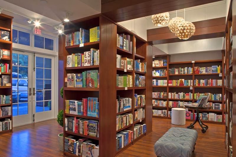 The Hidden Lantern Bookstore (Rosemary Beach)