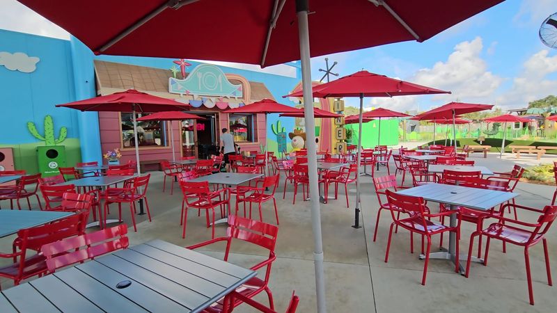 Food, Snacks, and the Smart Parent Move of Bringing Your Own