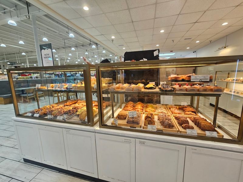 The Bakery That Turns a Shopping Trip Into a Sweet Occasion