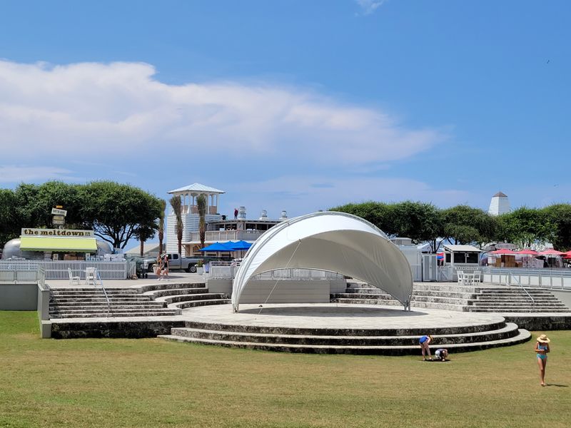 Town Center Amphitheater and Lawn