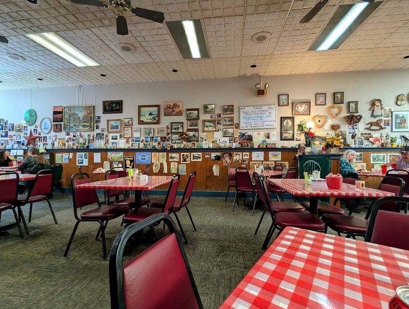 Atmosphere And Service