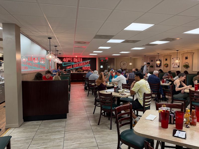 43rd Street Deli & Breakfast House (Gainesville)
