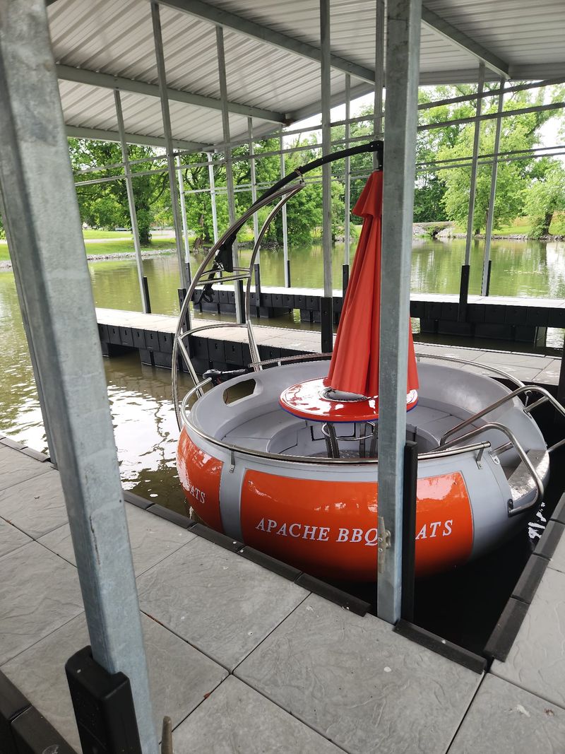 Welcome to Apache BBQ Boats: Tennessee's Most Unique Boating Experience