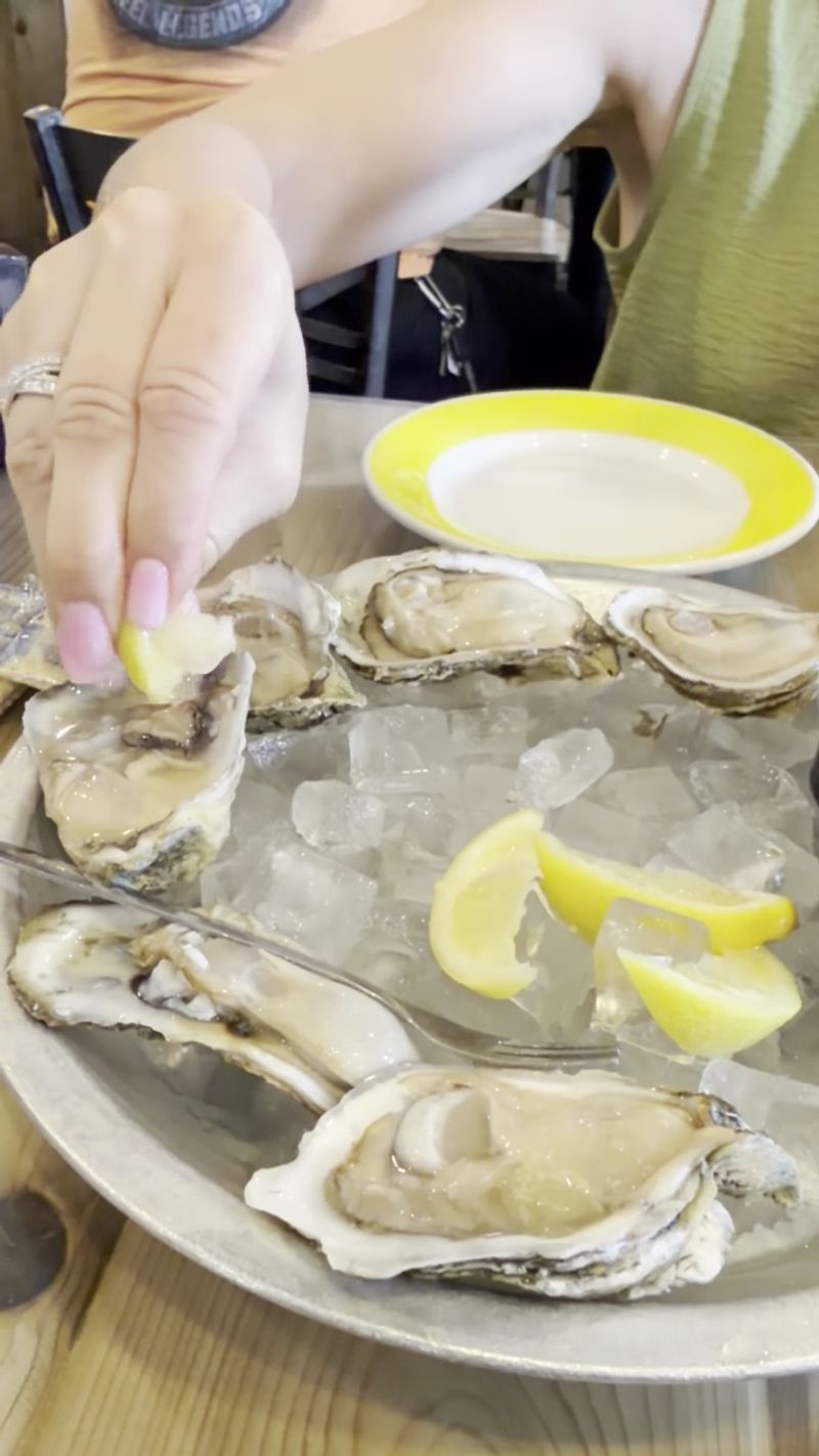 Fresh Oysters That Taste Like the Ocean