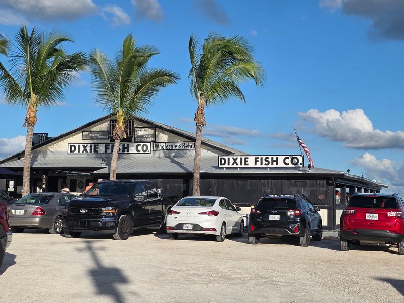 Dixie Fish Company (Fort Myers Beach)