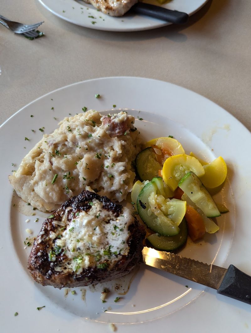 Garlic Mashed Potatoes That Steal The Show