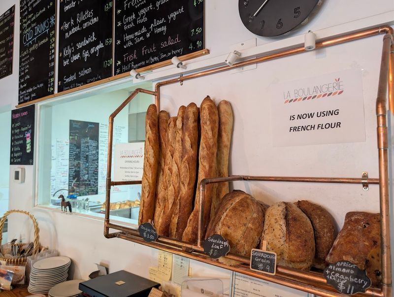 Baguettes and Bread That Set Standards