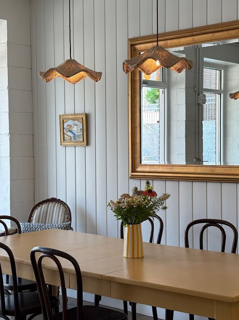 The Yellow Table Café — Nashville