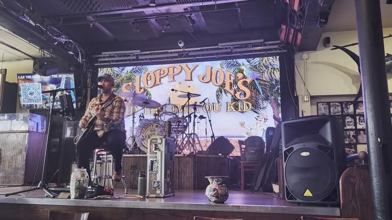 Live Music That Never Stops