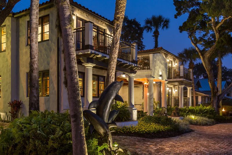 Black Dolphin Inn (New Smyrna Beach)