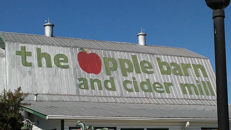 The Apple Barn & Cider Mill, Sevierville
