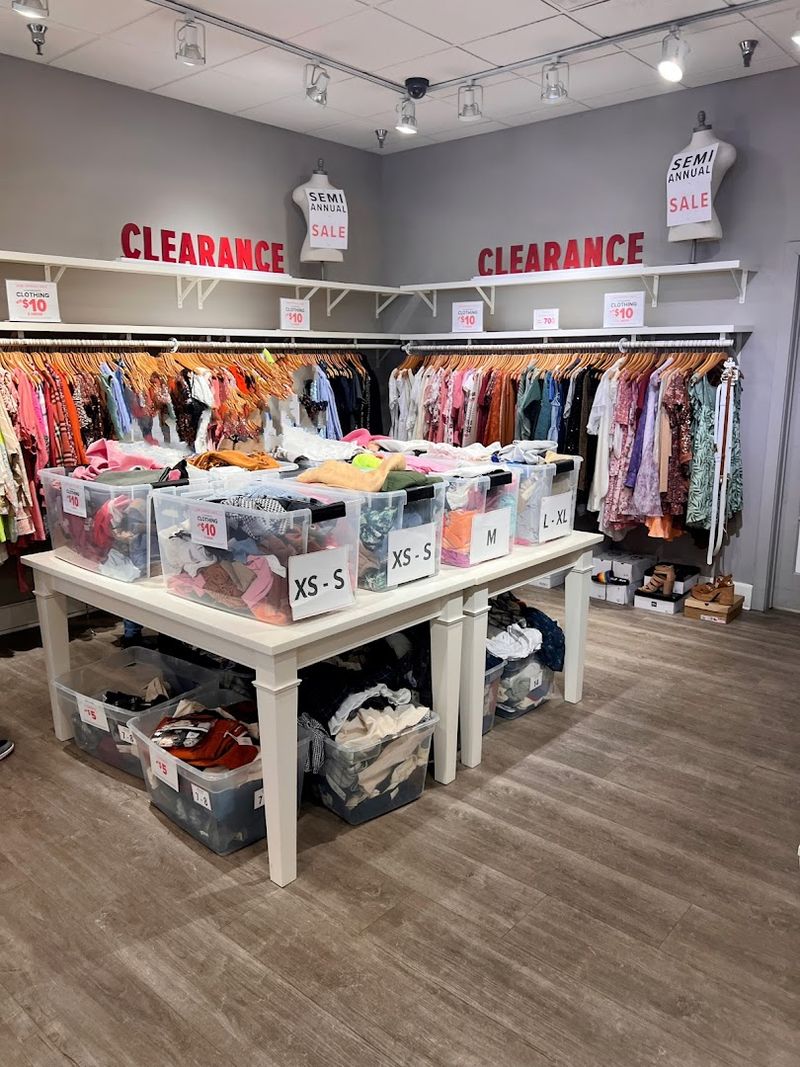 Aerie and American Eagle: Comfy Essentials