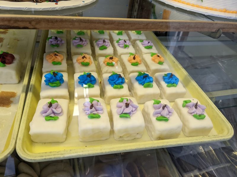 Petit Fours That Melt in Your Mouth