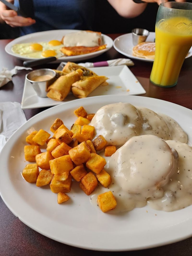 The Classic Diner Favorites People Keep Coming Back For