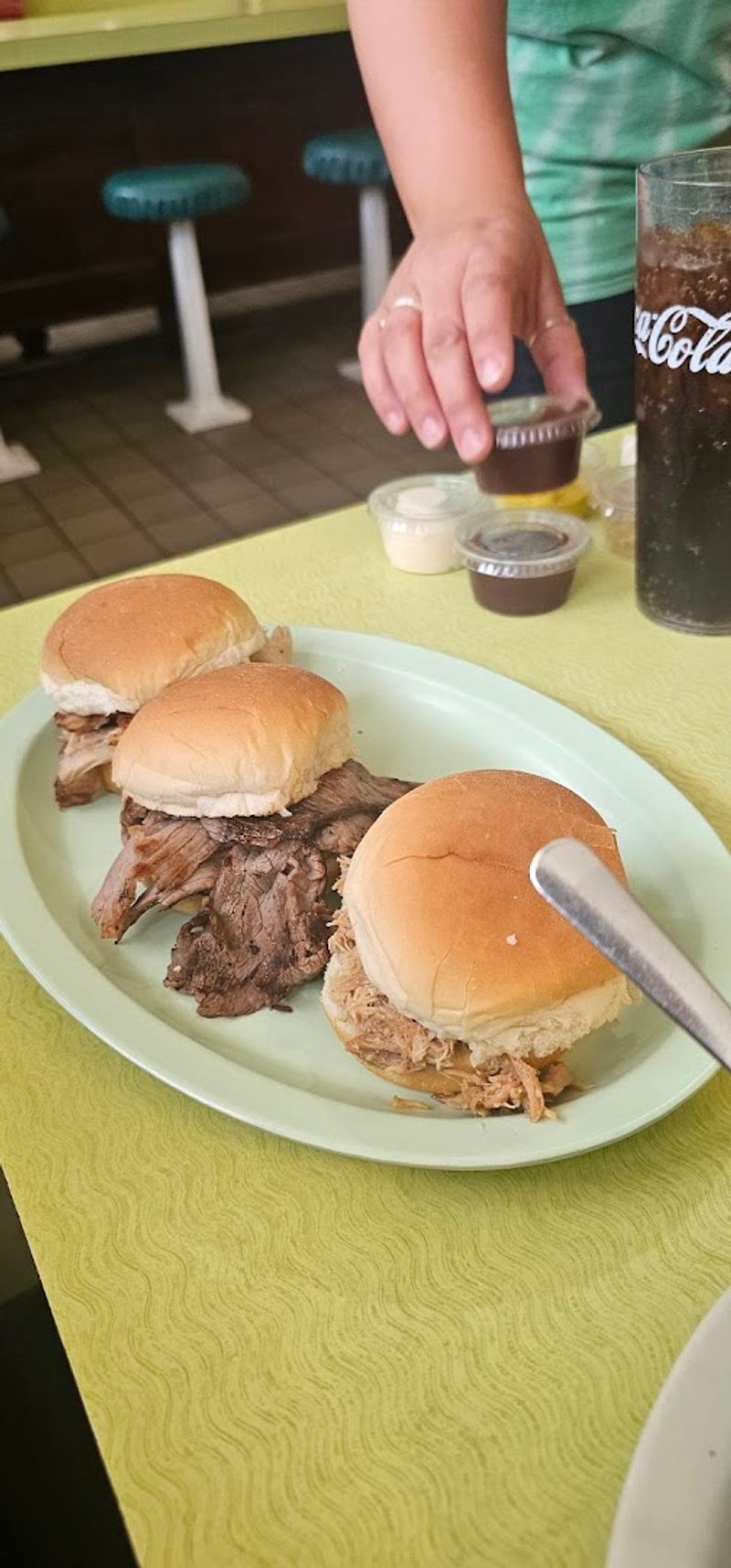 Ribs And Brisket, Old School And Honest
