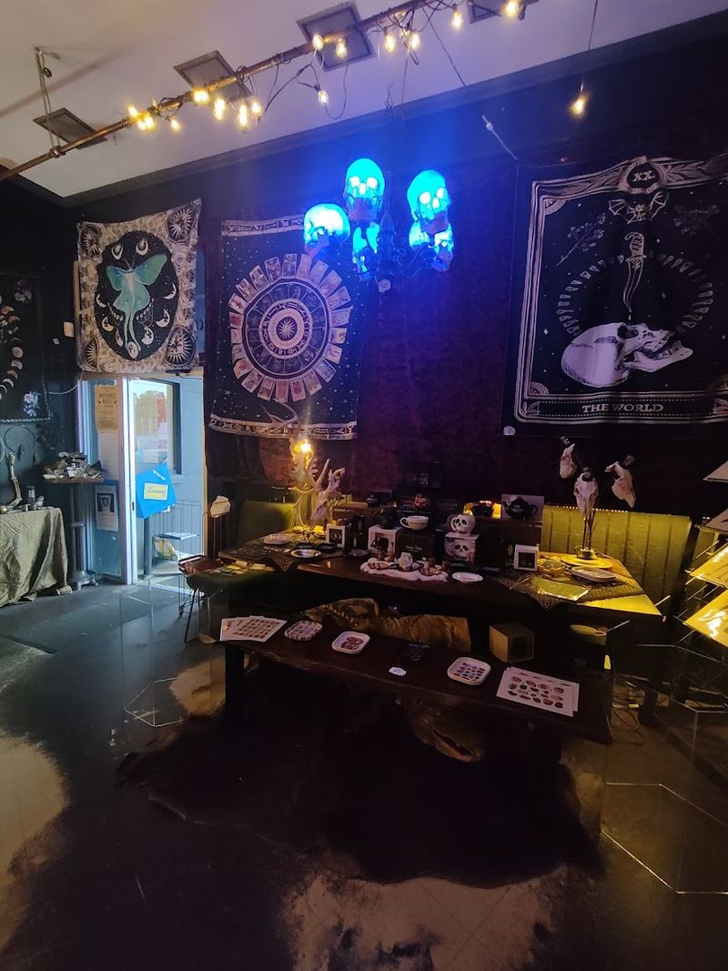 Tarot, events, and the community feel
