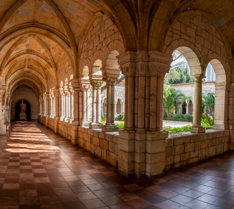 Ancient Spanish Monastery (North Miami Beach)