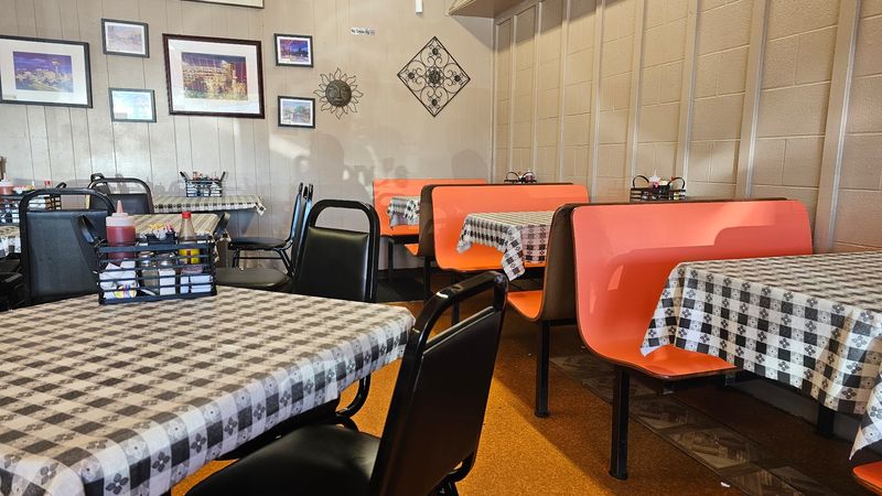 Inside the Cozy Knoxville Cafe That Still Feels Like a Local Secret