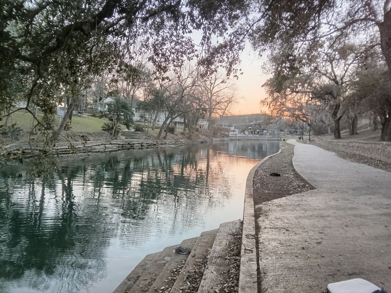 Extended Hours for Early Birds and Night Owls