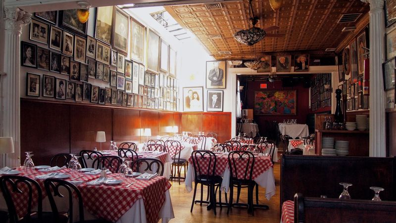 The Victor Caf&eacute;, Philadelphia, Pennsylvania