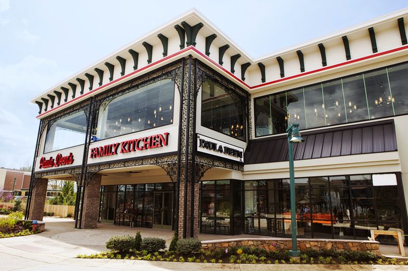Paula Deen’s Family Kitchen, Pigeon Forge