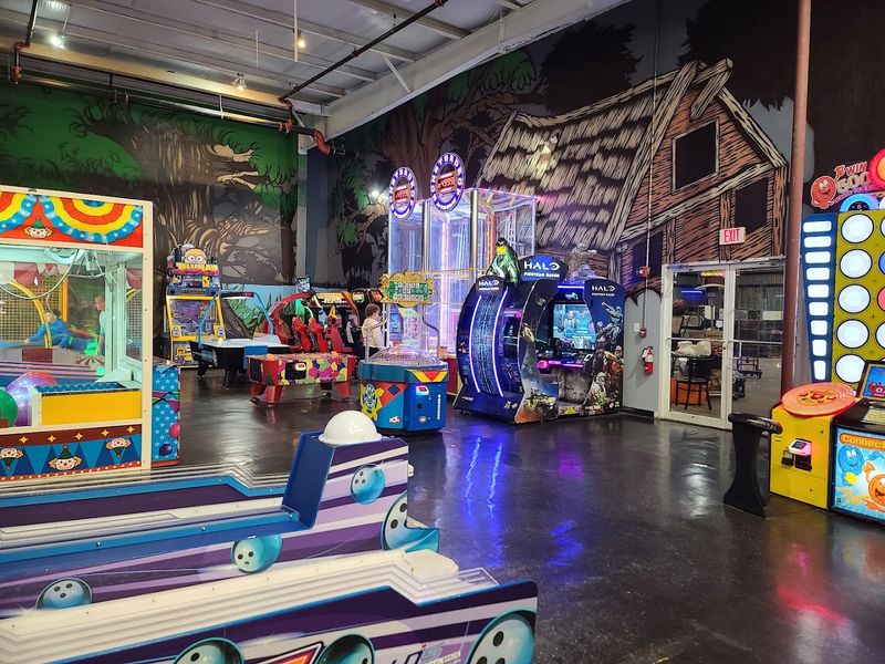 Arcade Games and Pizza That Fuel the Fun