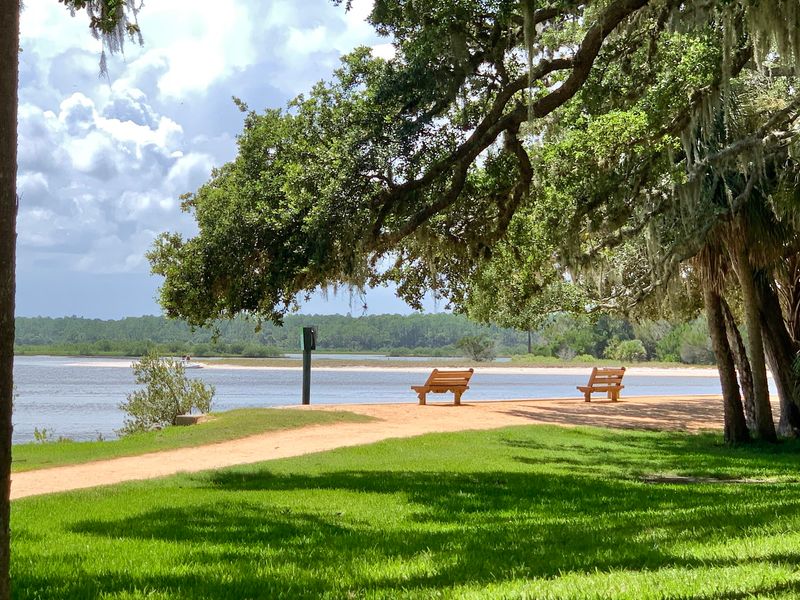 Riverside Picnic Area and Wildlife Watching