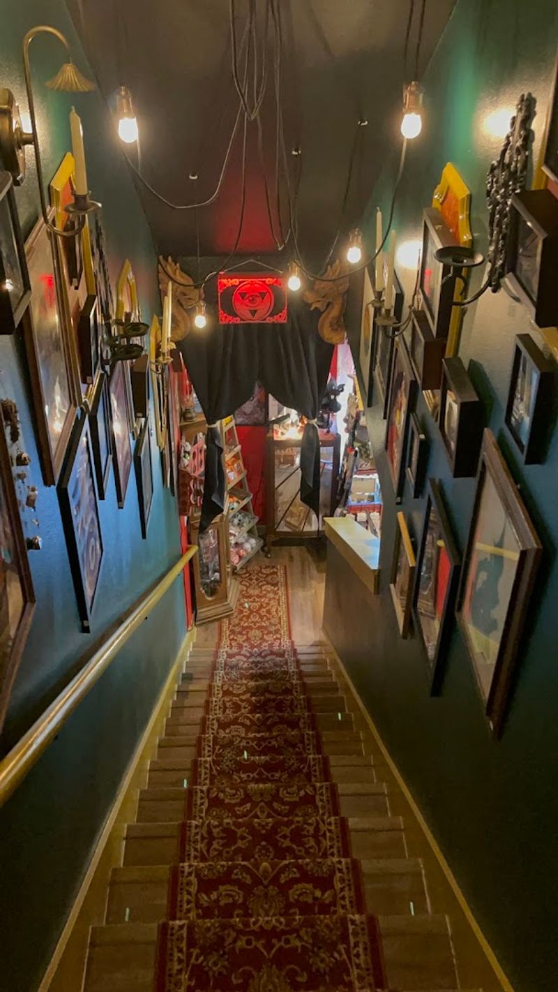 Victorian-Inspired Decor That Transports You Back in Time