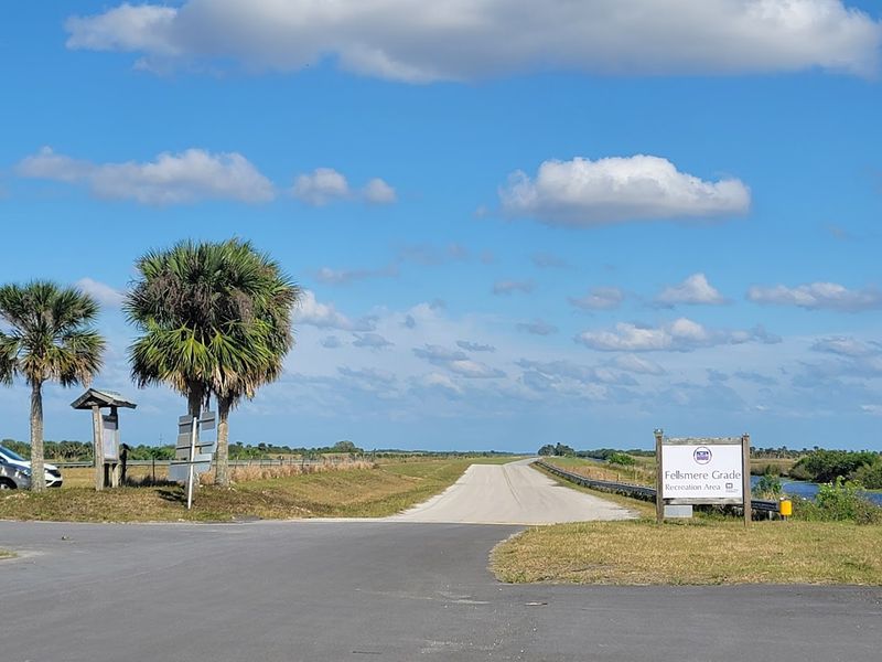 Levee Trails Perfect for Biking