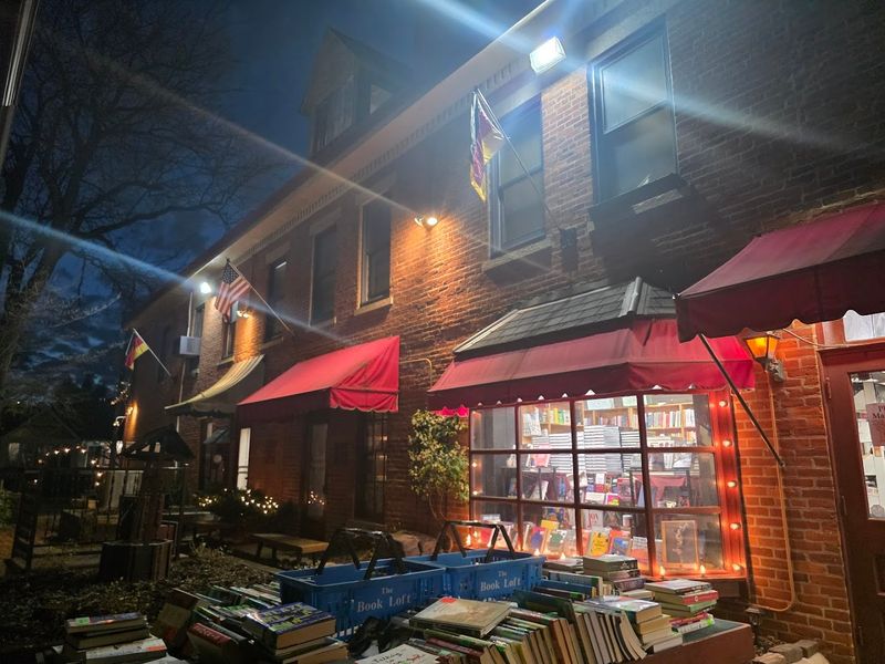 When To Visit For Fewer Crowds