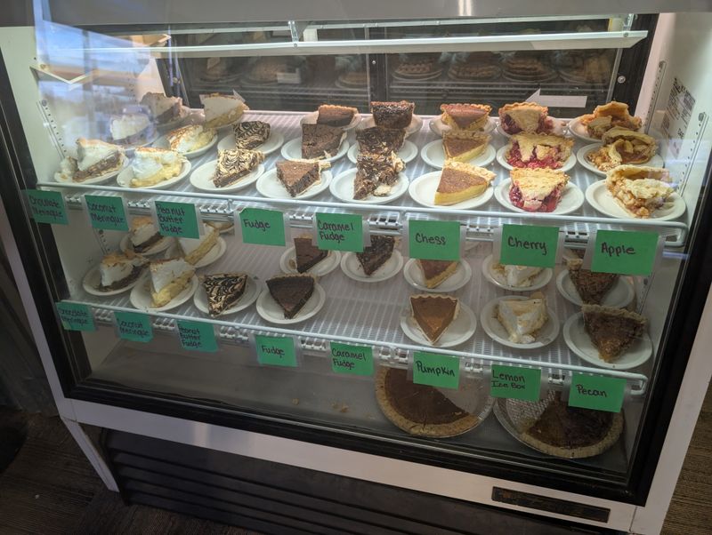 Why Rose Garden Restaurant Is One of Tennessee's Hidden Gems