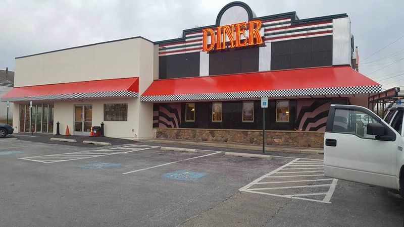 Andy&rsquo;s River Road Diner