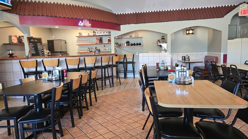 Why Paco's Pizza & Pasta Has Become a Go-To Spot in Manchester