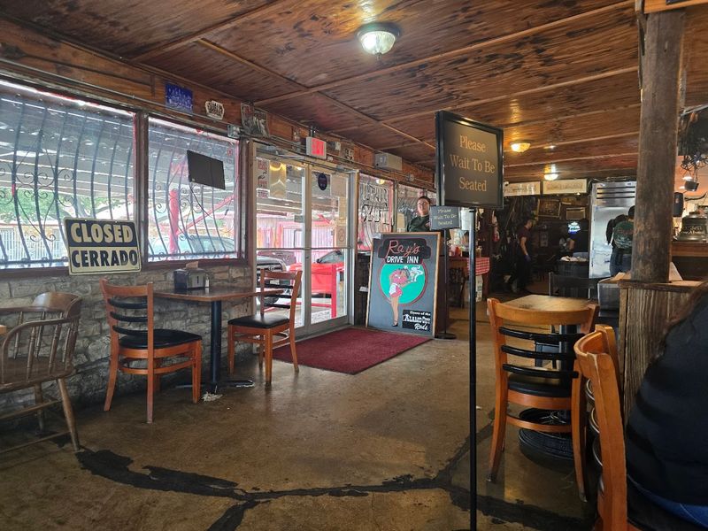 Operating Hours and Practical Visit Information