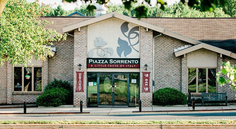 Piazza Sorrento (Hershey)