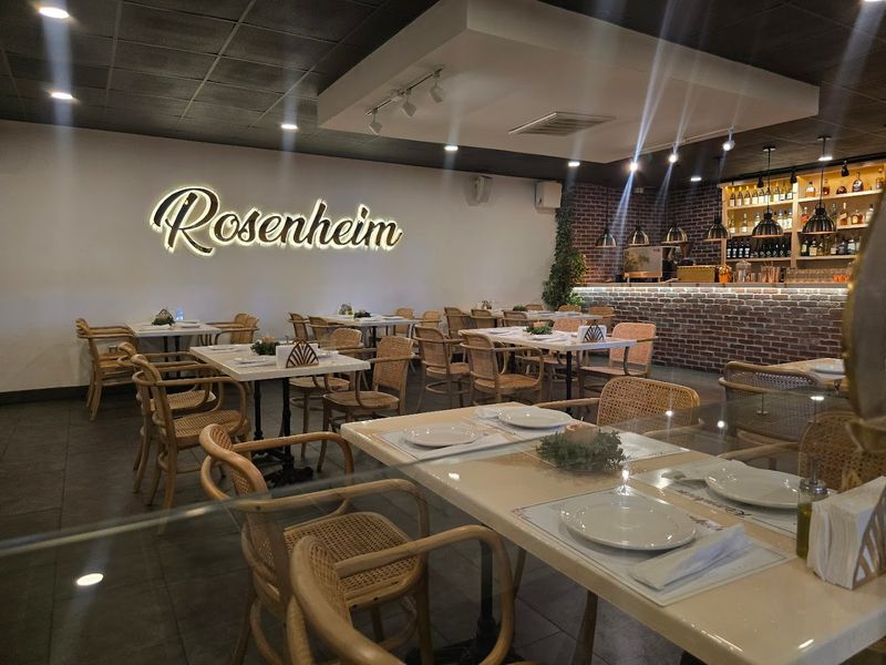 Service That Regulars Genuinely Rave About