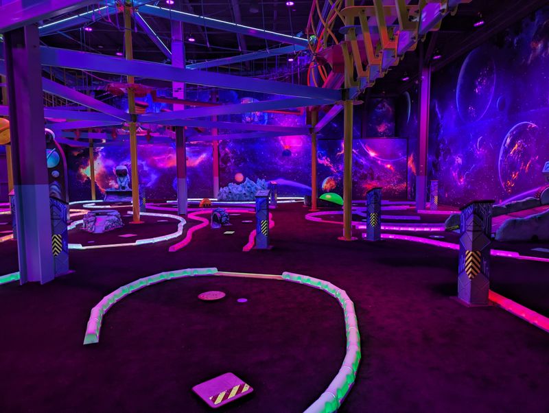 Glow Mini Golf