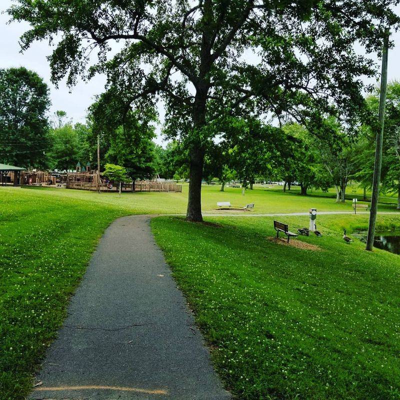 A Pace of Life That Makes Contentment Easier