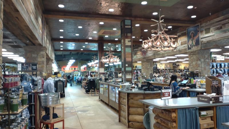 Accessible Shopping Experience That Welcomes Everyone Comfortably